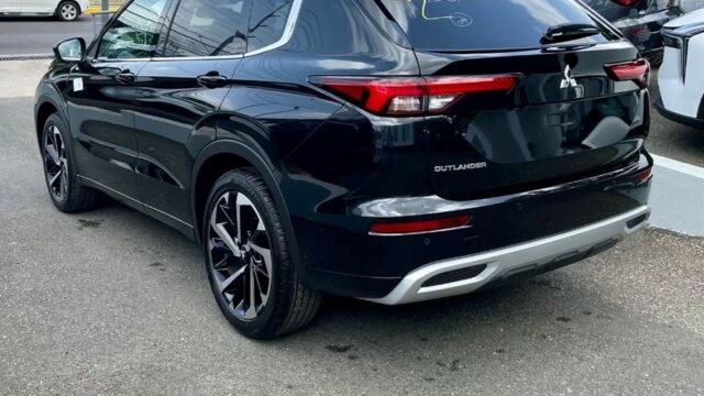 carros.charlies.dealer.Mitsubishi.outlander.2025.us54000.nueva_.negra_.2
