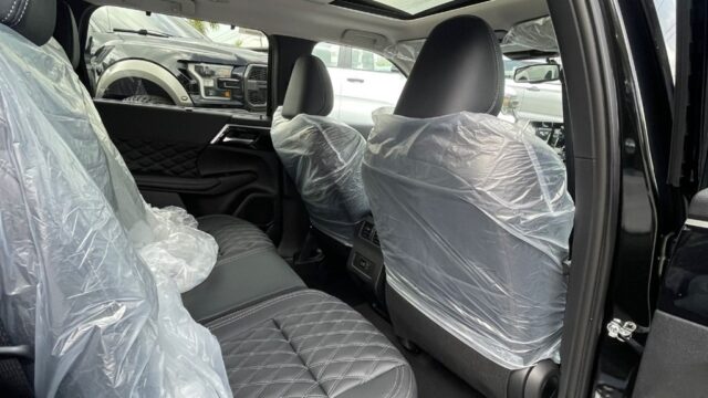 carros.charlies.dealer.Mitsubishi.outlander.2025.us54000.nueva_.negra_.3