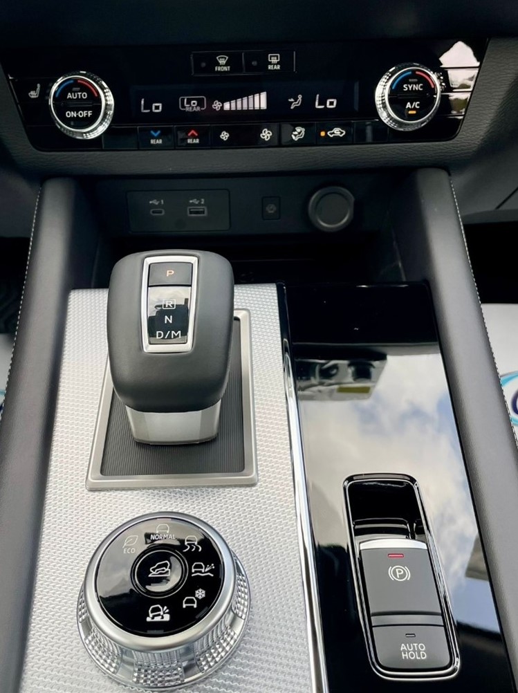 carros.charlies.dealer.Mitsubishi.outlander.2025.us54000.nueva_.negra_.5