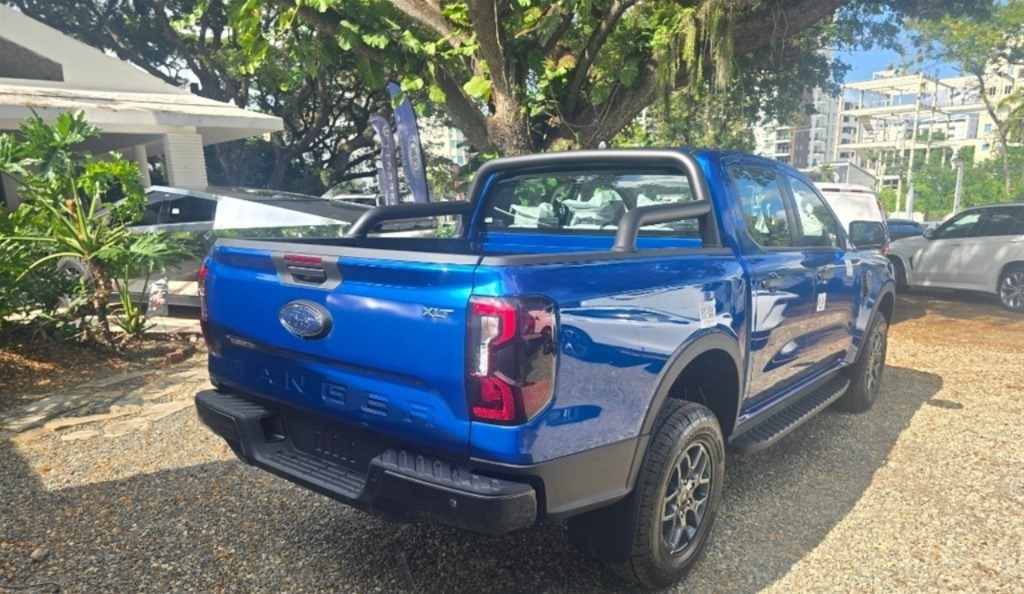 carros.charlies.dealer.camioneta.ford_.ranger.xlt.2026.us58950.azul_.2-1