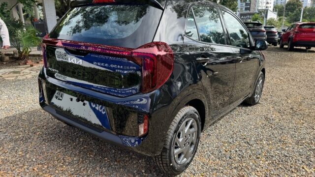 carros.charlies.dealer.kia_.picanto.negra_.2026.us16.990.1