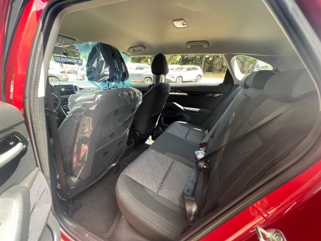 carros.charlies.dealer.kia_.seltos.2015.us28.900.roja_.2