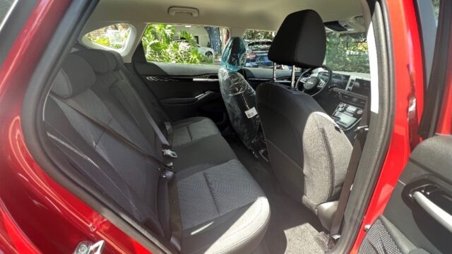 carros.charlies.dealer.kia_.seltos.2015.us28.900.roja_.5