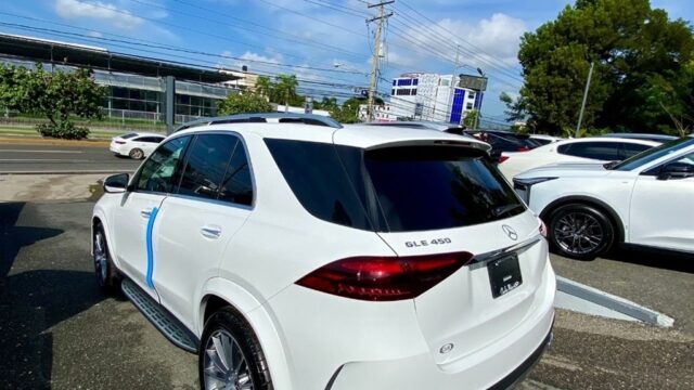 carros.charlies.dealer.mercedes.benz_.gle4matic.2025.us129.900.7-1