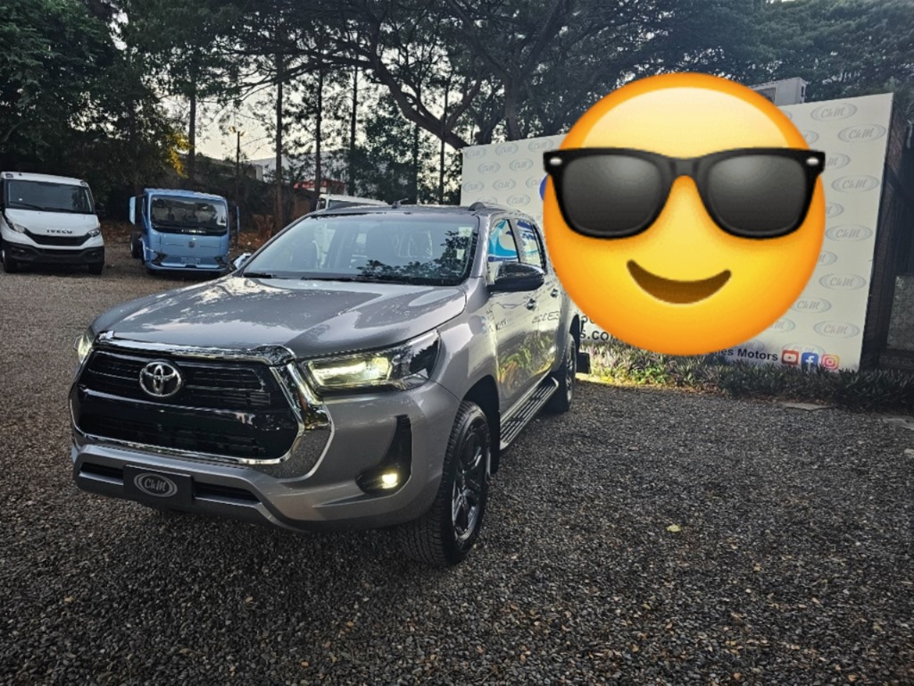 carros.charlies.dealer.toyota.hilux_.limited.2015us63900.1