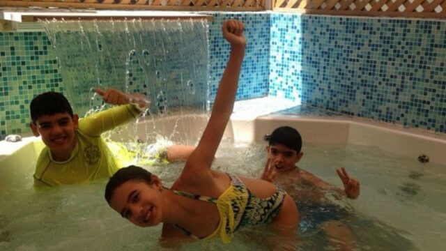 jacuzzy-piscina.33